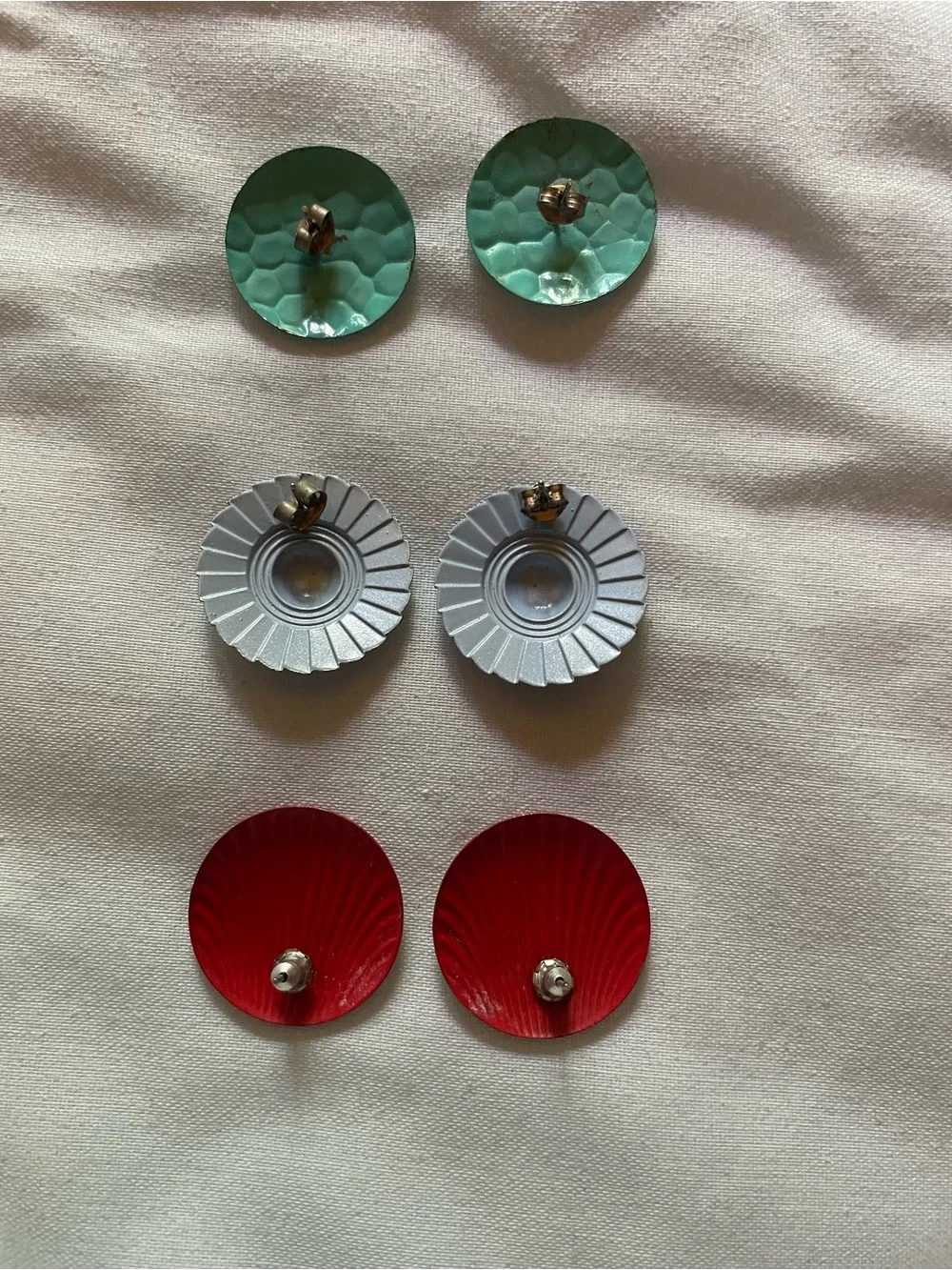 🌸Decorative Button earrings Set - Green, Silver, Red ,Set of 3!🌸